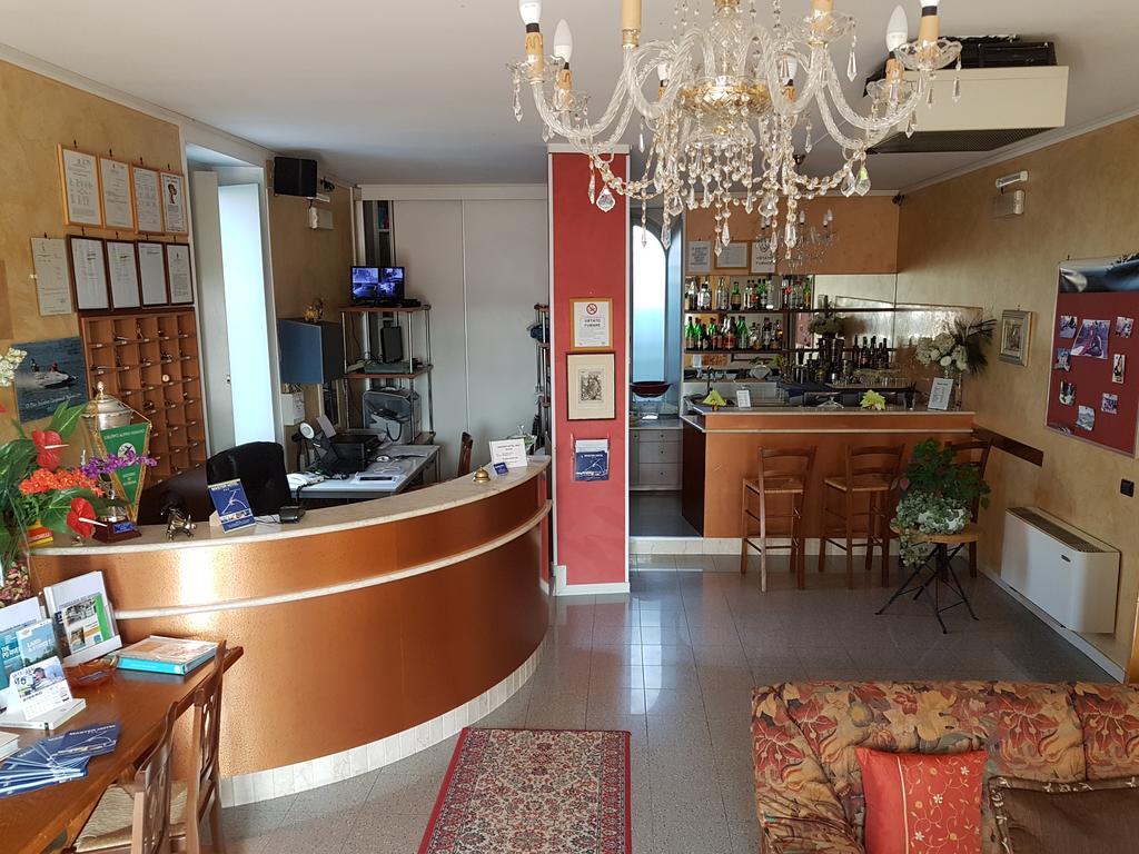 Master Hotel Castelvetro Piacentino Exterior photo