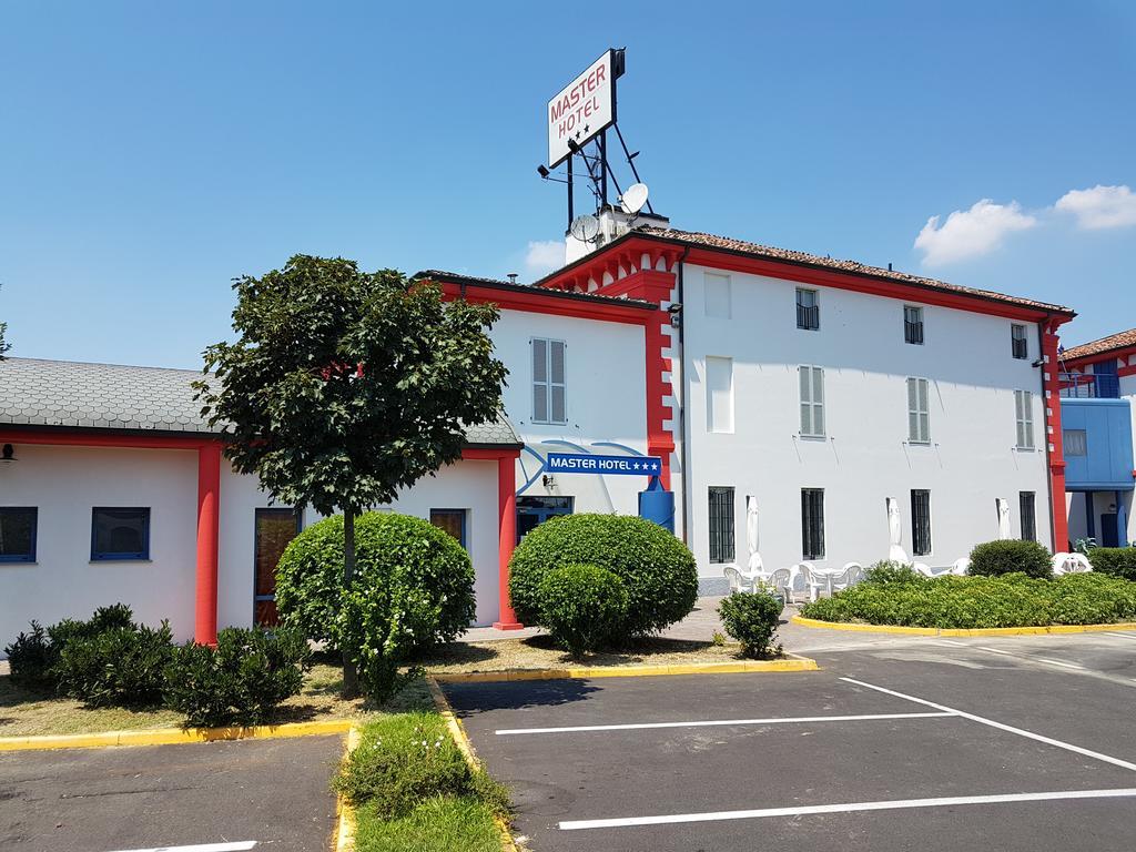 Master Hotel Castelvetro Piacentino Exterior photo